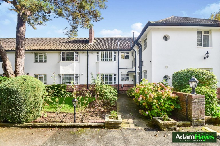 Okehampton Close, North Finchley, N12